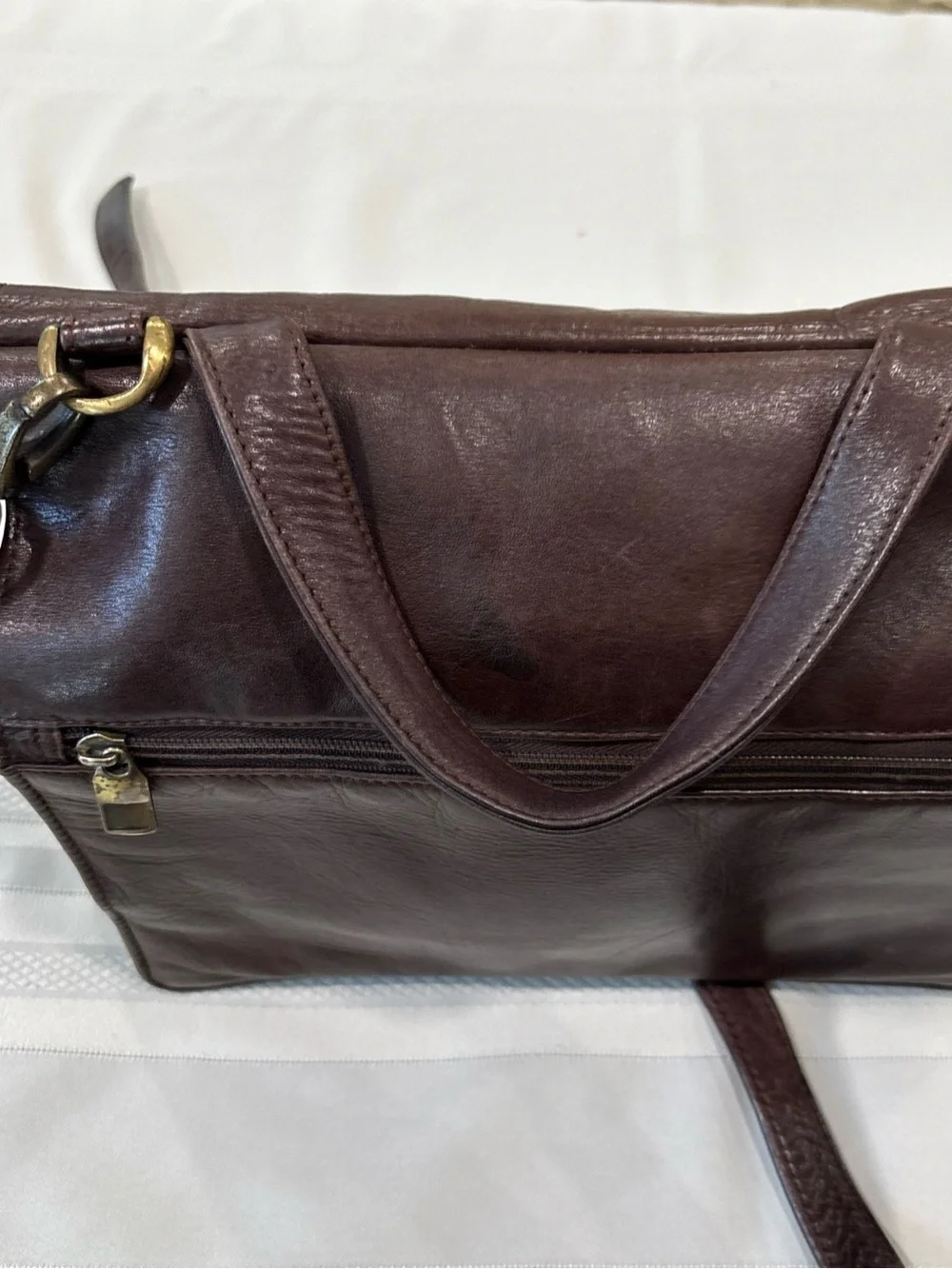 VINTAGE Wilson,s Leather Brown Satchel Briefcase unisex with Shoulder Strap.
